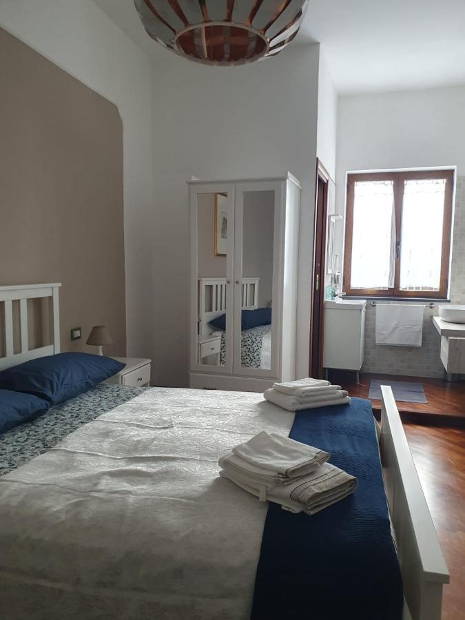 Ospitalita Il Noce Bed & Breakfast Brusciano Bagian luar foto