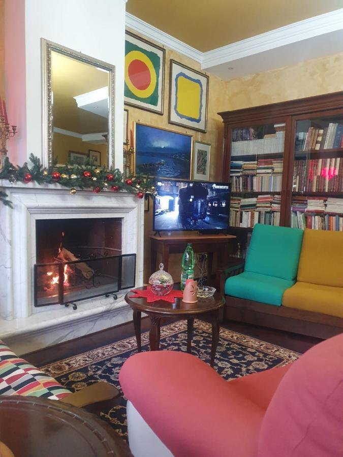 Ospitalita Il Noce Bed & Breakfast Brusciano Bagian luar foto